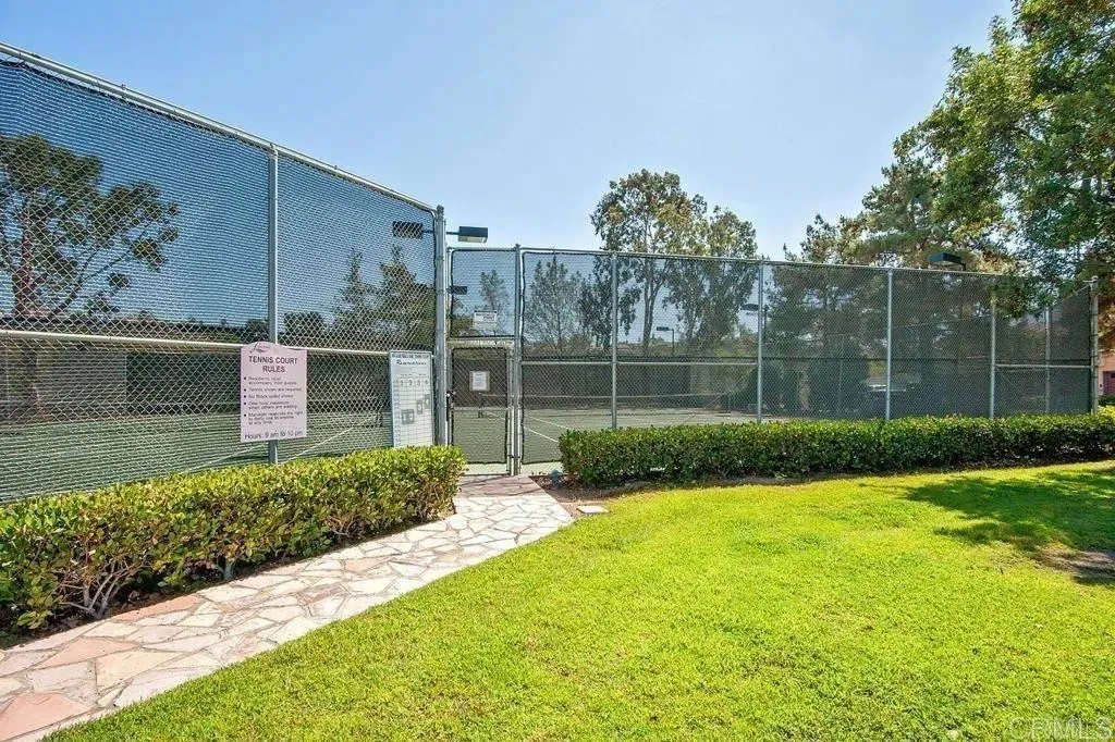 San Diego, California 92122, United States, 2 Bedrooms Bedrooms, ,2 BathroomsBathrooms,Residential,Active,241871