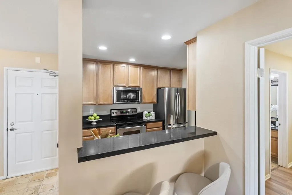 7130 Shoreline Drive 1103