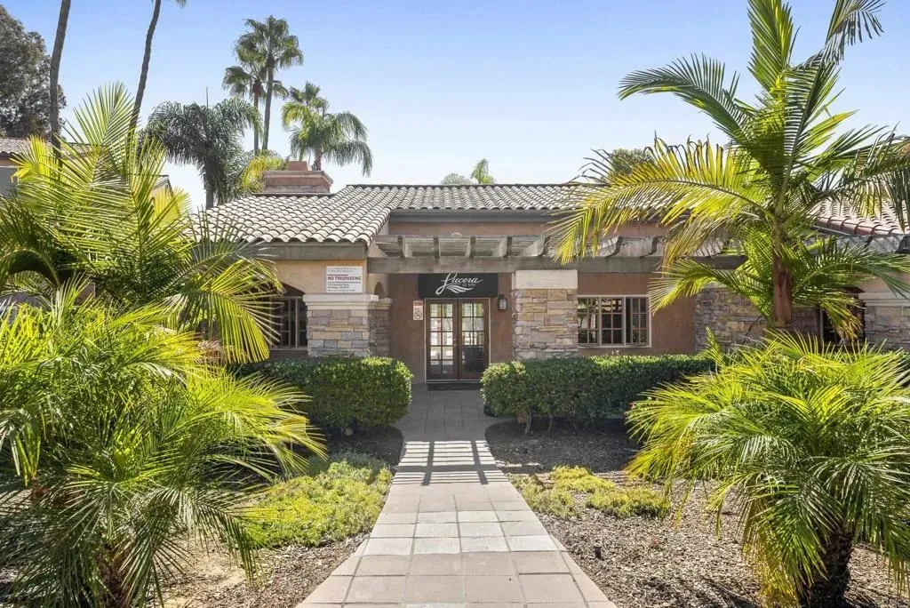 San Diego, California 92122, United States, 2 Bedrooms Bedrooms, ,2 BathroomsBathrooms,Residential,Active,241871