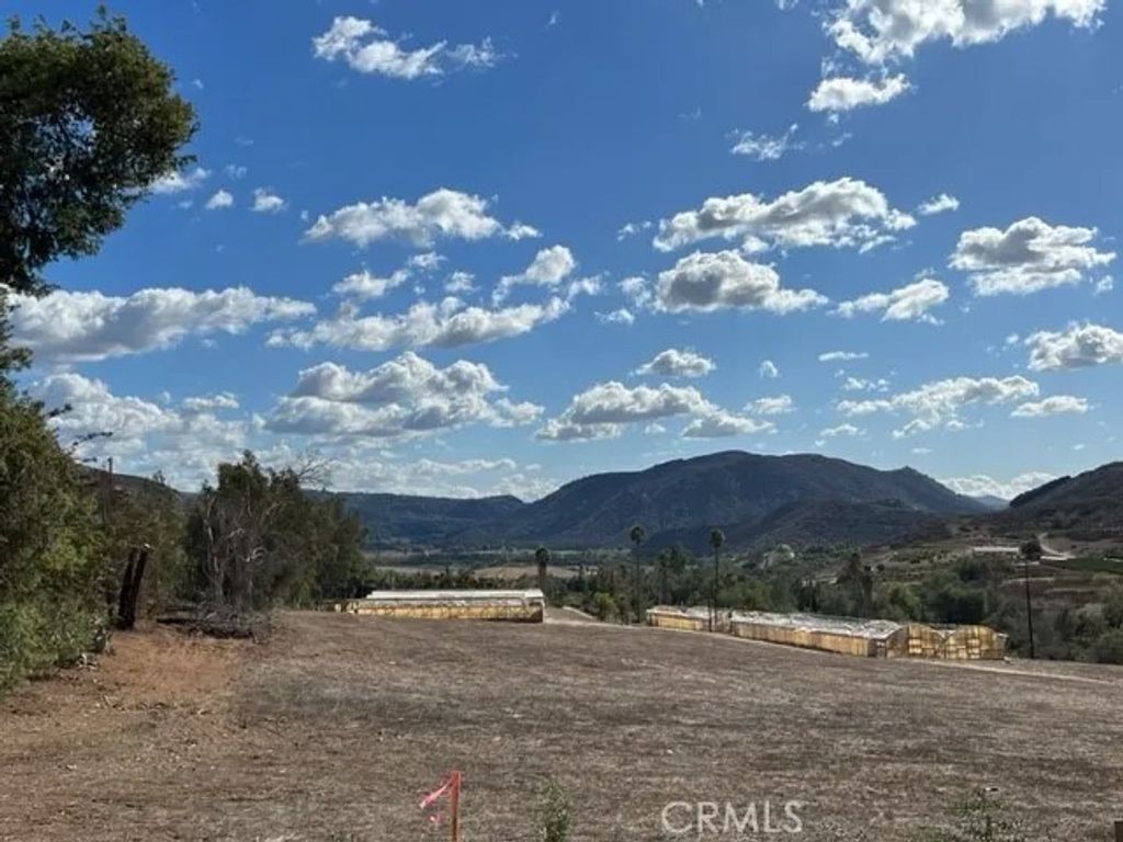 Photo of 9104 Huntley Rd, Fallbrook, CA 92028 (MLS # PW25106918)