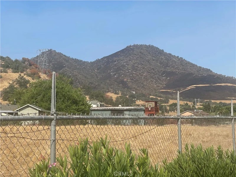 6009 Elwood Road