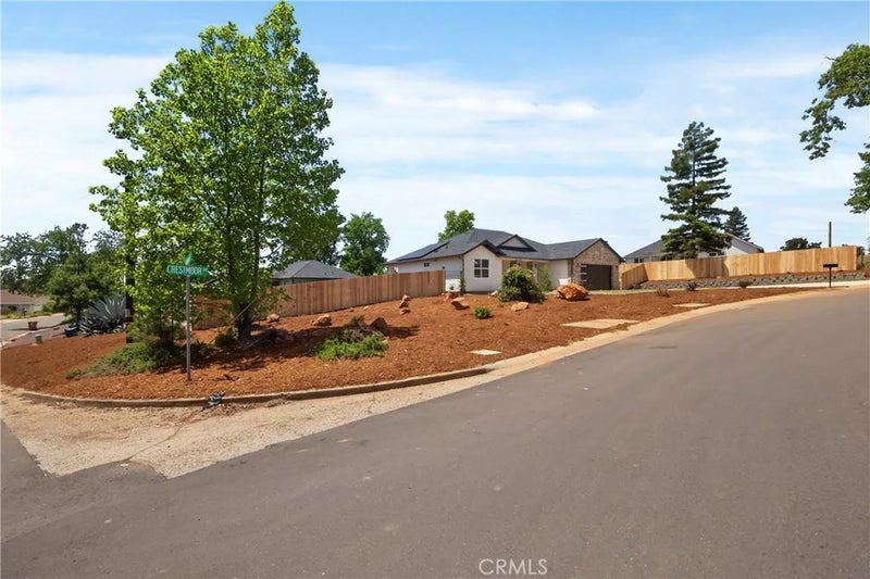5871 Crestmoor Drive