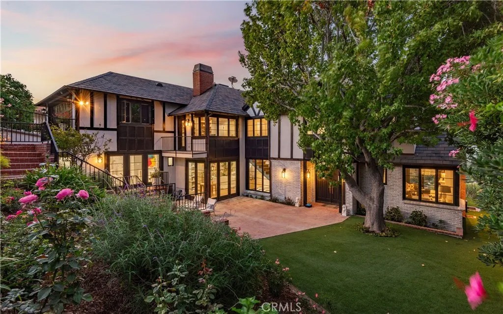 6039 Via Sonoma