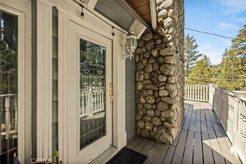 755 Grass Valley