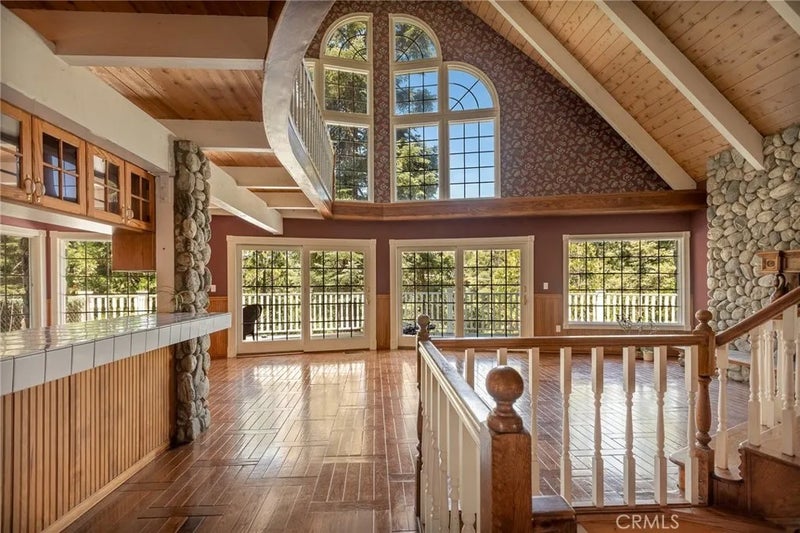 755 Grass Valley