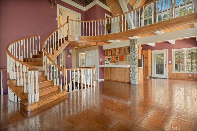 755 Grass Valley