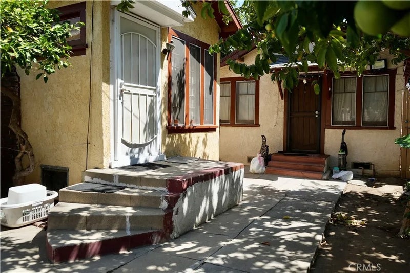 1138 S Ardmore