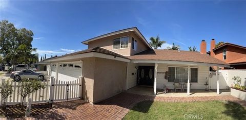 Photo of 2726 Concord St, Santa Ana, CA 92705 (MLS # DW26054615)