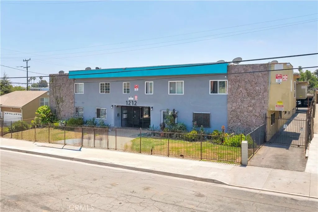 1212 W 107th Street