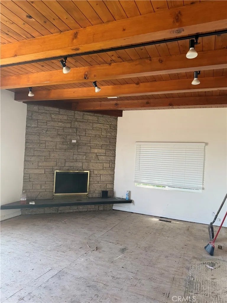 2266 Ronda Vista