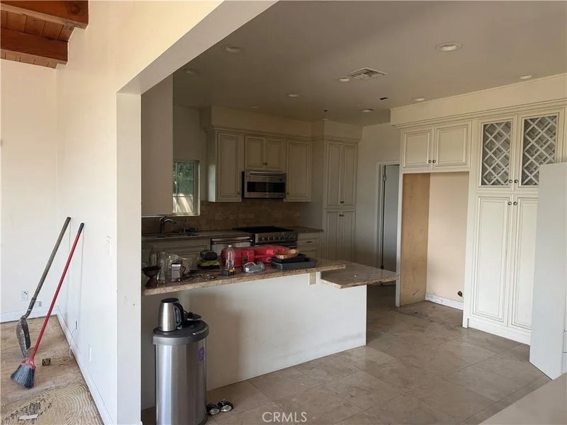 2266 Ronda Vista