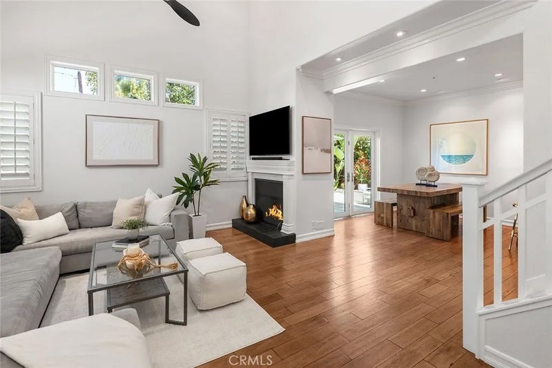 302 Turtle Bay Ln