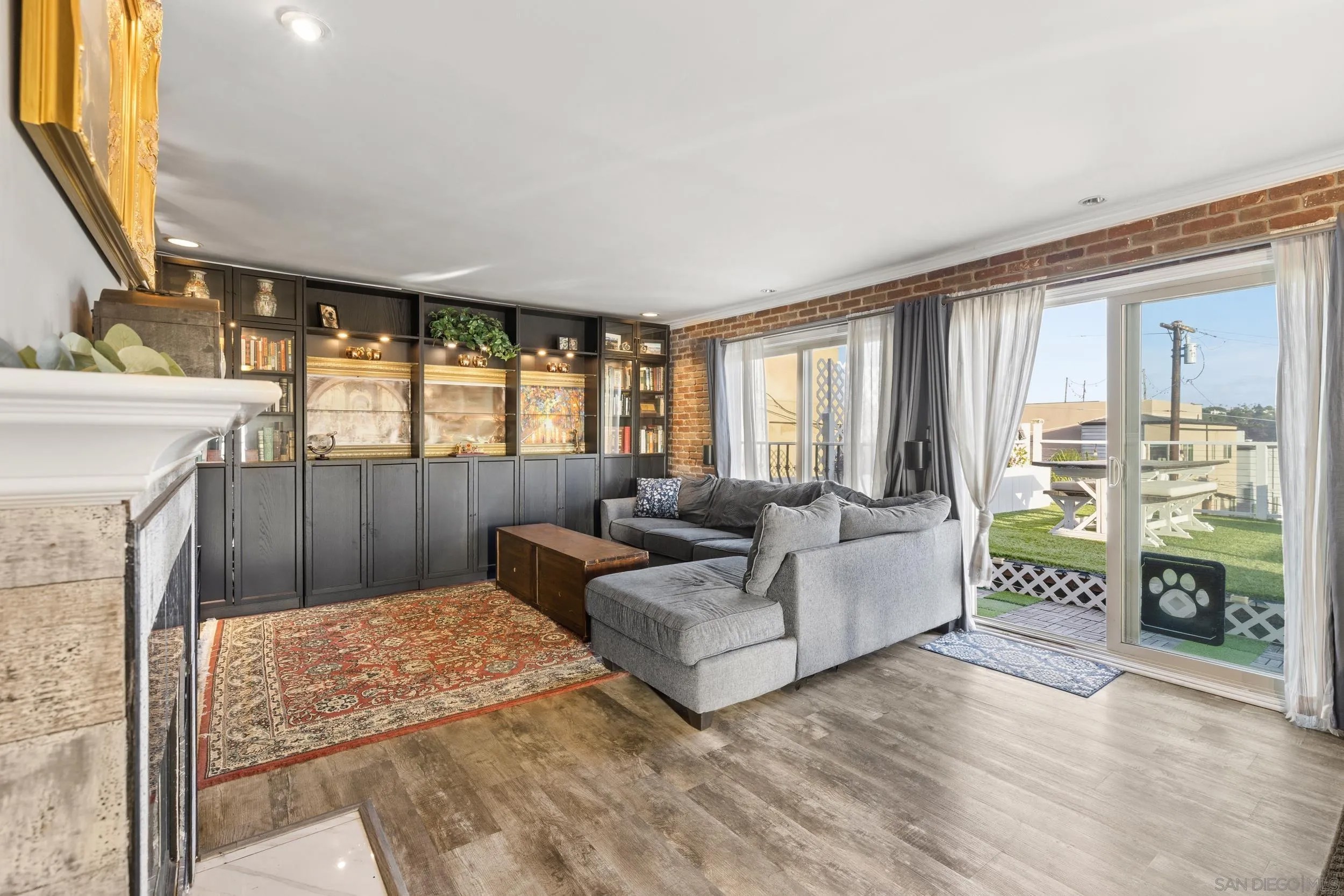 5810 Riley Street APT 8