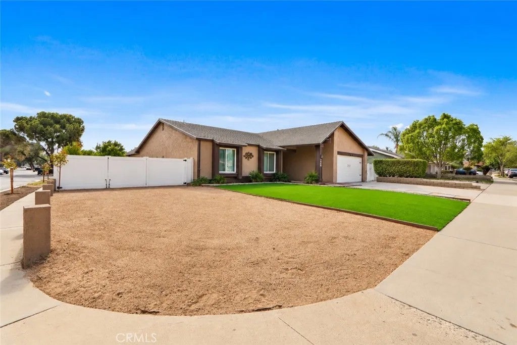 Photo of 1305 Turquoise DR, Corona, CA 92882 (MLS # OC26204936)