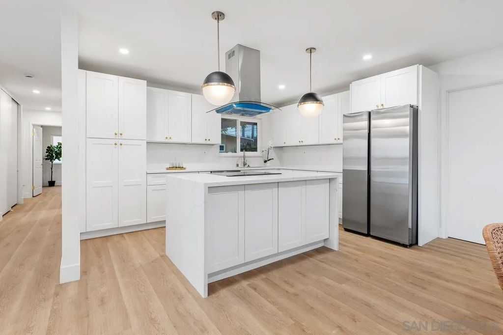 Photo of 6428 Lake Apopka Pl, San Diego, CA 92119 (MLS # 250046190)