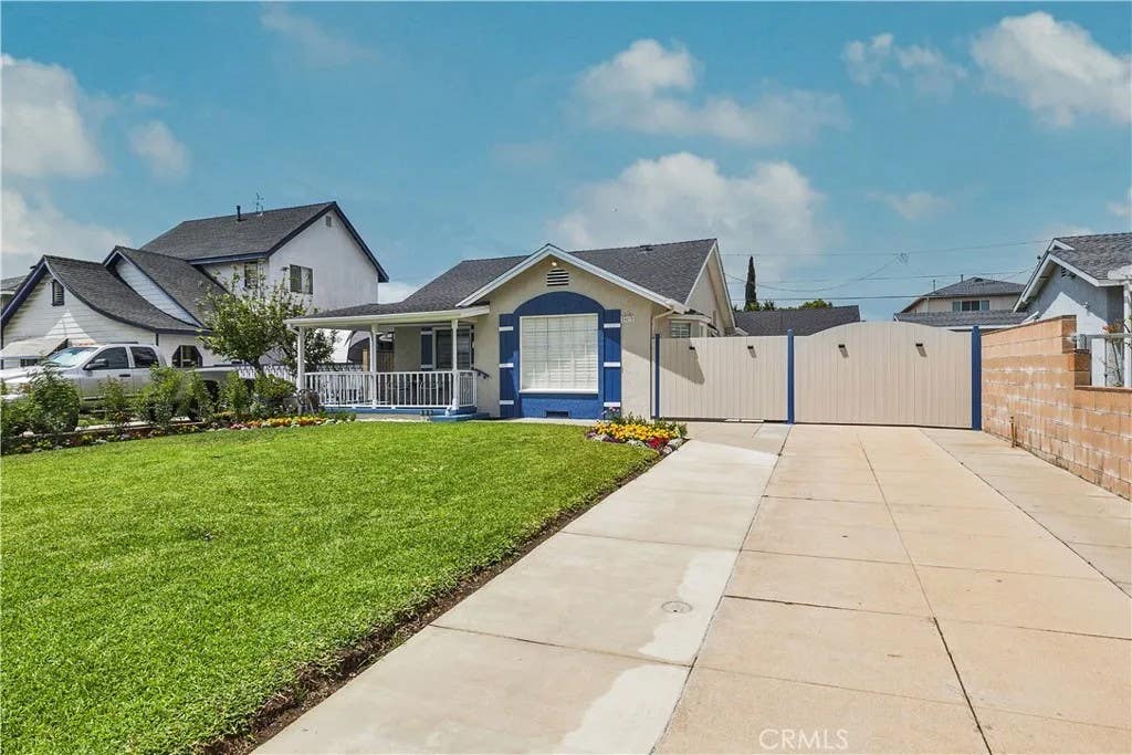Photo of 927 Montecito Dr, San Gabriel, CA 91776 (MLS # WS26165301)
