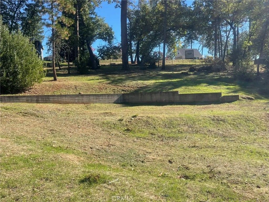 Photo of 122 Valley View, Paradise, CA 95969 (MLS # SN25250893)