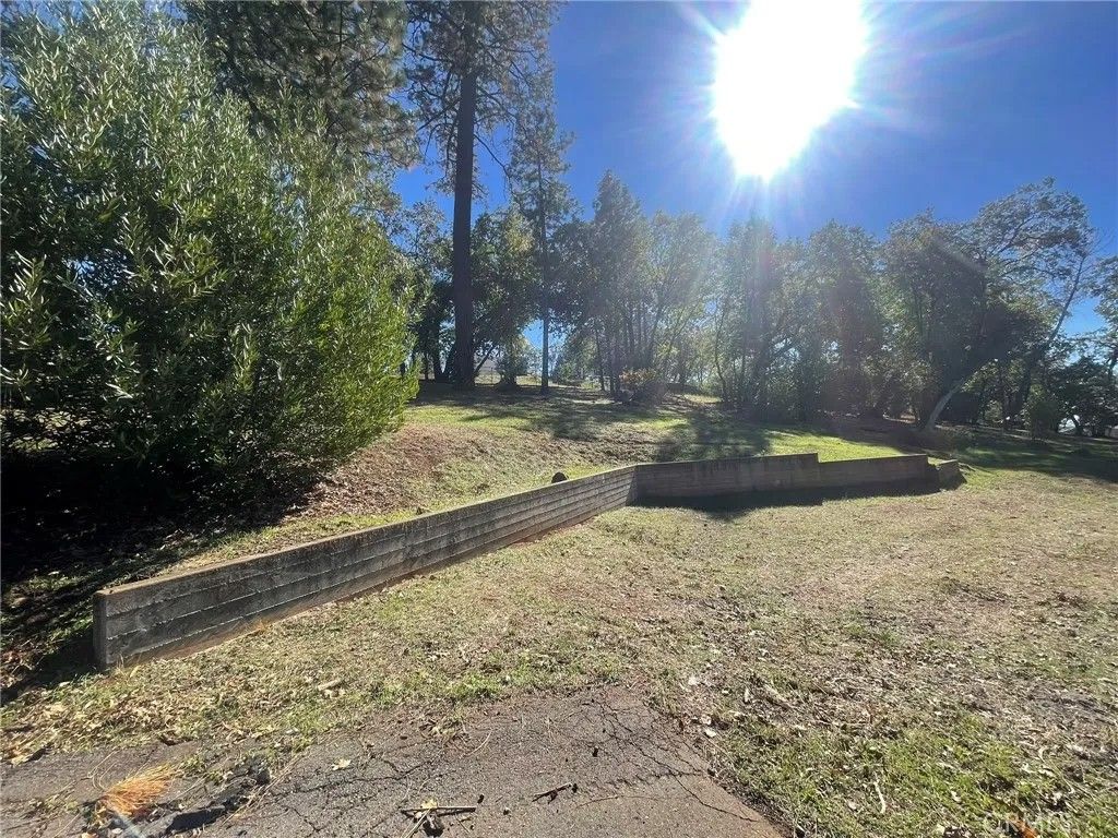 Photo of 122 Valley View, Paradise, CA 95969 (MLS # SN25250893)