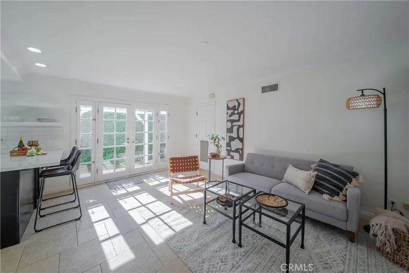 6504 Tamarind