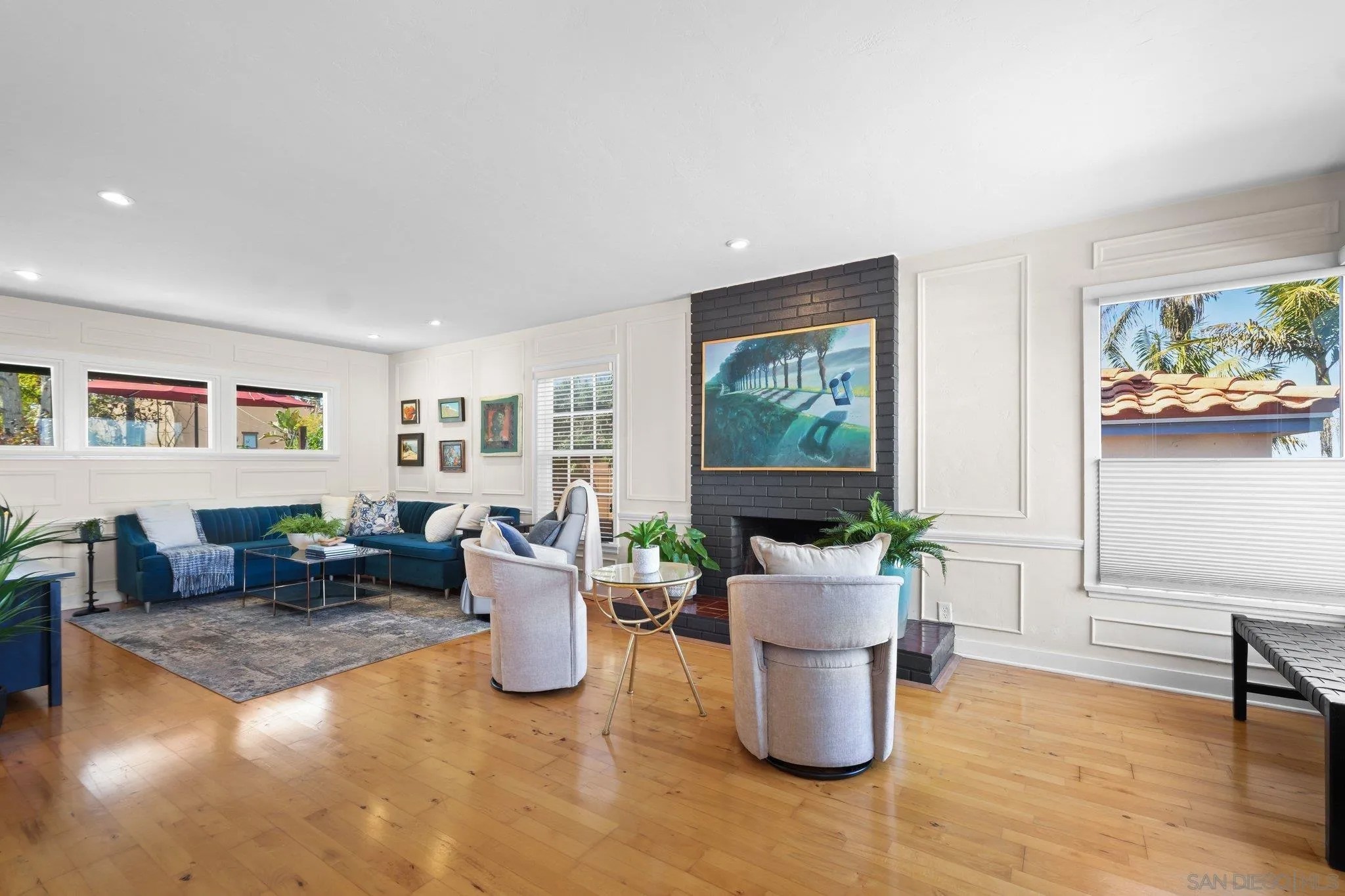 4437 Long Branch Ave