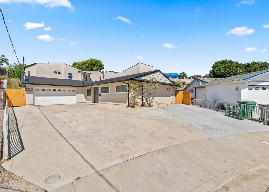 2409 Fleetwood Street