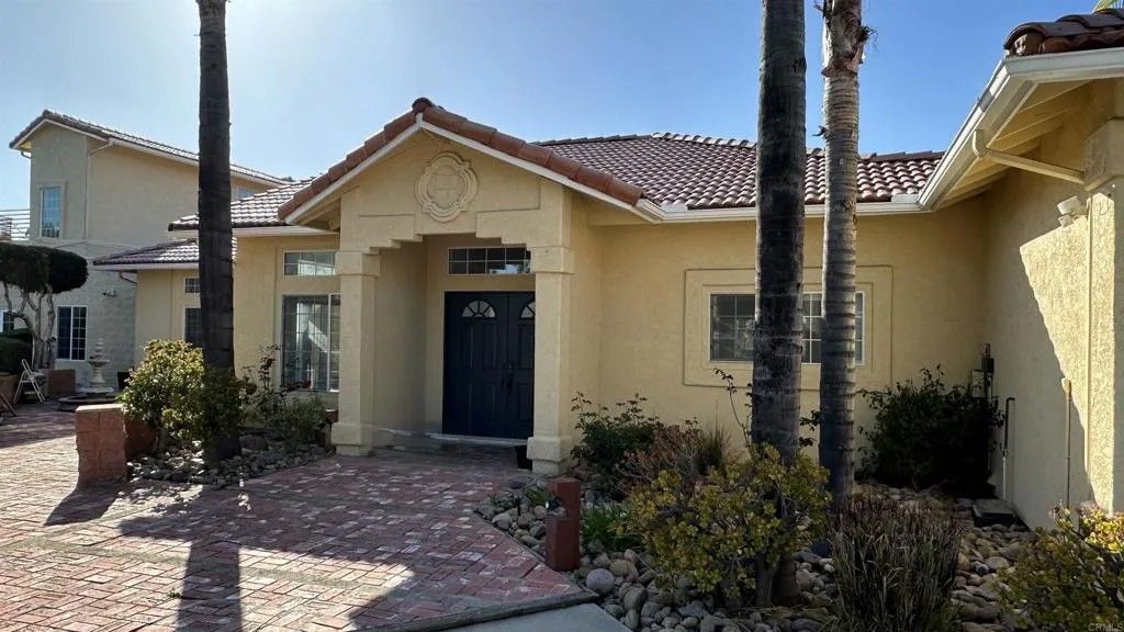 Photo of 6003 Bonita Meadows Lane, Bonita, CA 91902 (MLS # PTP2506325)
