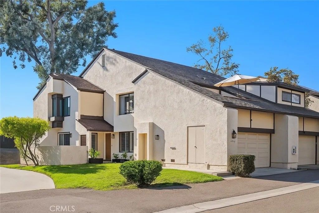 Photo of 3020 Plaza Lorenzo, Bonita, CA 91902 (MLS # SW25254232)