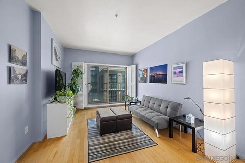 Tiny photo for 450 J Street #7071, San Diego, CA 92101 (MLS # 250033560)