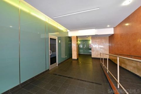 Tiny photo for 450 J Street #7071, San Diego, CA 92101 (MLS # 250033560)