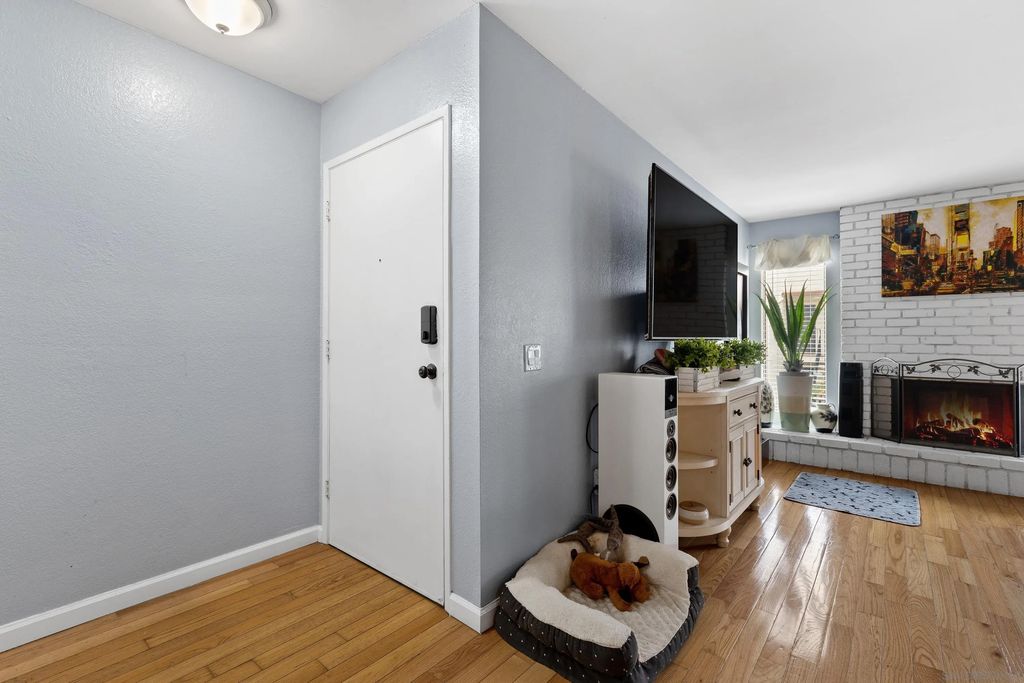 Photo of 110 N 2nd Ave #17, Chula Vista, CA 91910 (MLS # 260003240)