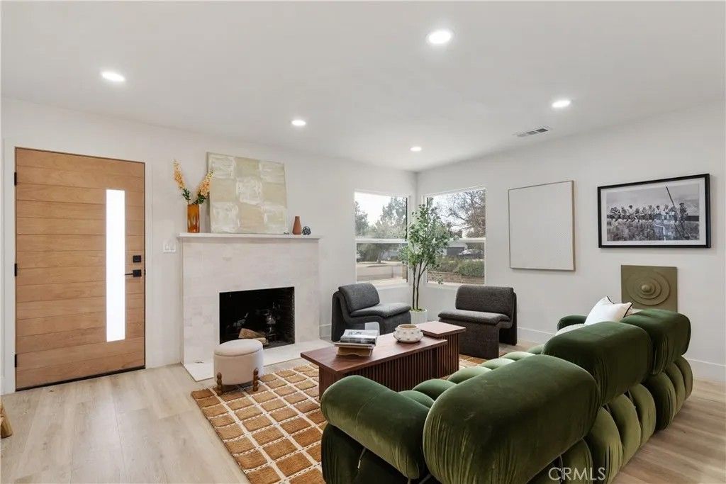 Photo of 145 E Green Street, Claremont, CA 91711 (MLS # CV26028320)