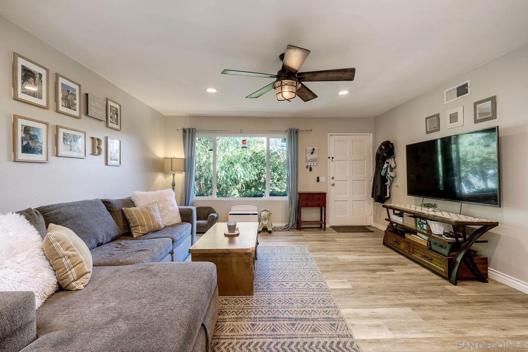 8930 Fletcher Valley Dr