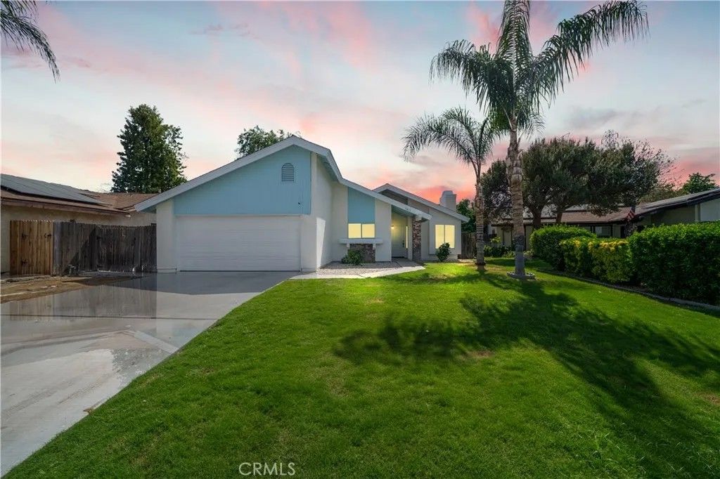 Photo of 7013 Natchitoches Way, Bakersfield, CA 93309 (MLS # NS26066255)