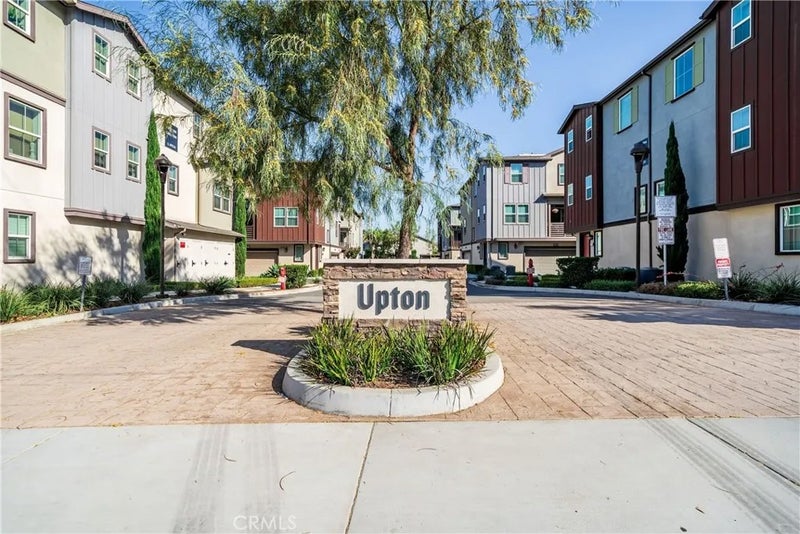 17868 S Upton