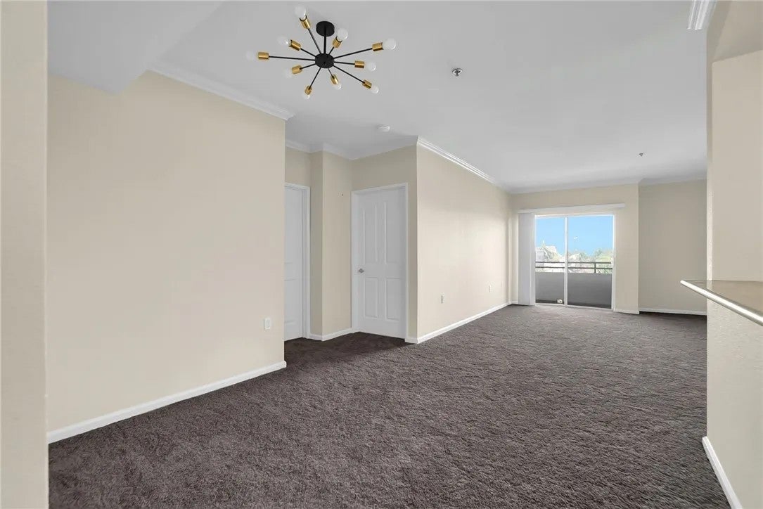 838 Pine Avenue 408