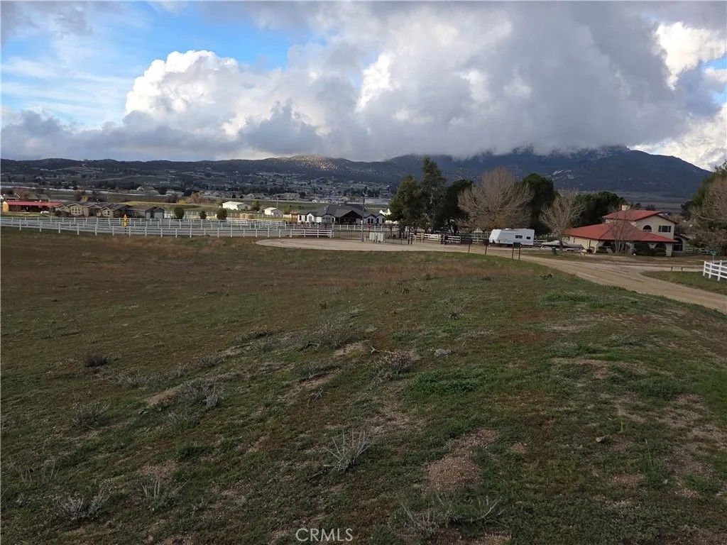Photo of 446 Roundup, Aguanga, CA 92536 (MLS # SW26000367)