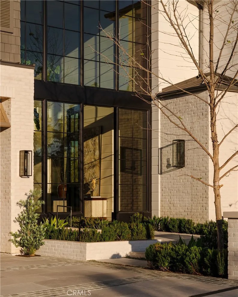 8 Cherry Hills Lane