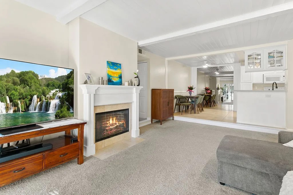 21372 Brookhurst 226