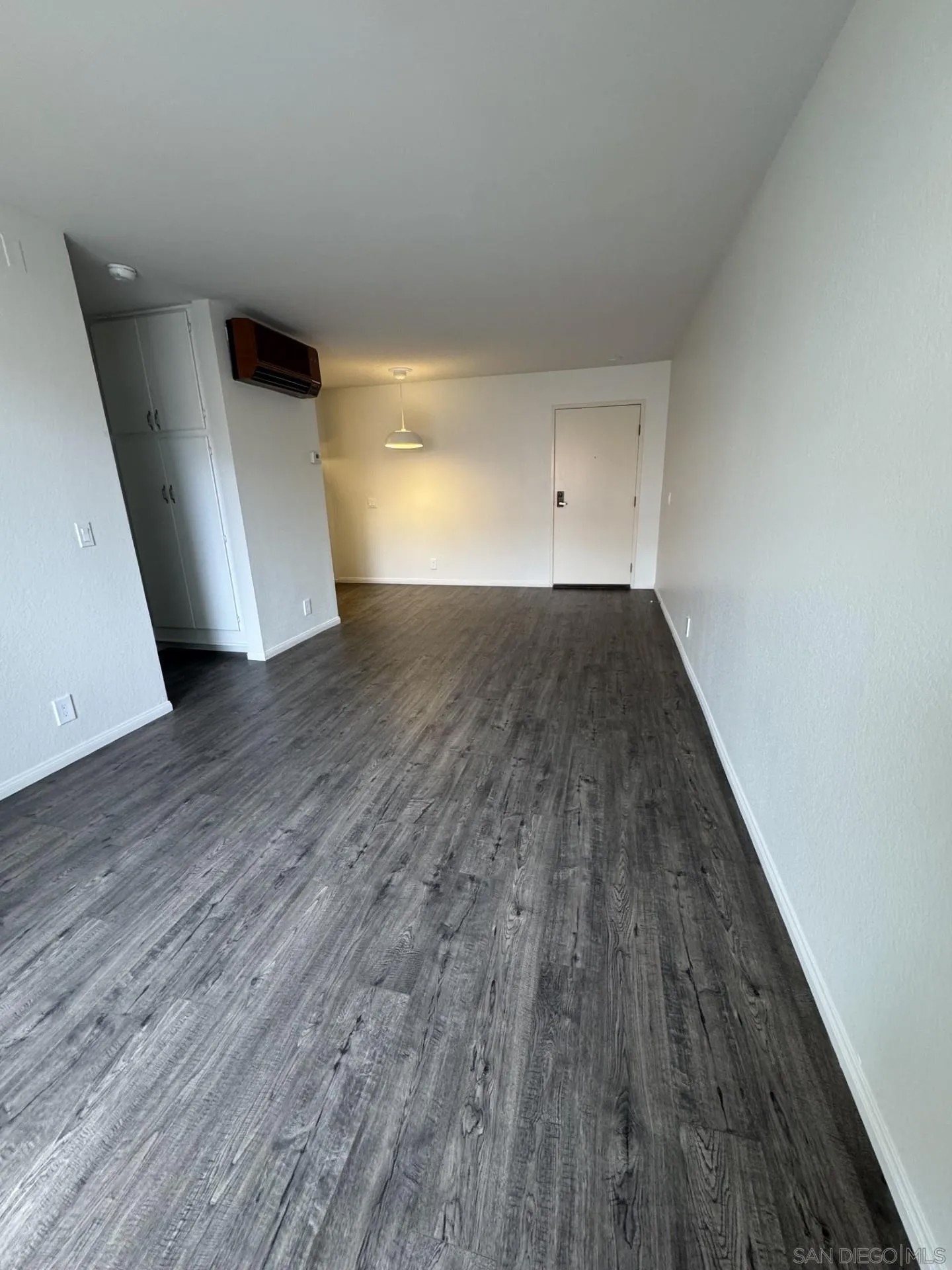 6350 Genesee 120