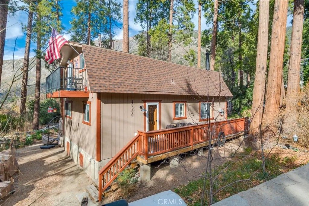 Photo of 40300 Valley Of The Falls, Forest Falls, CA 92339 (MLS # IG25252250)