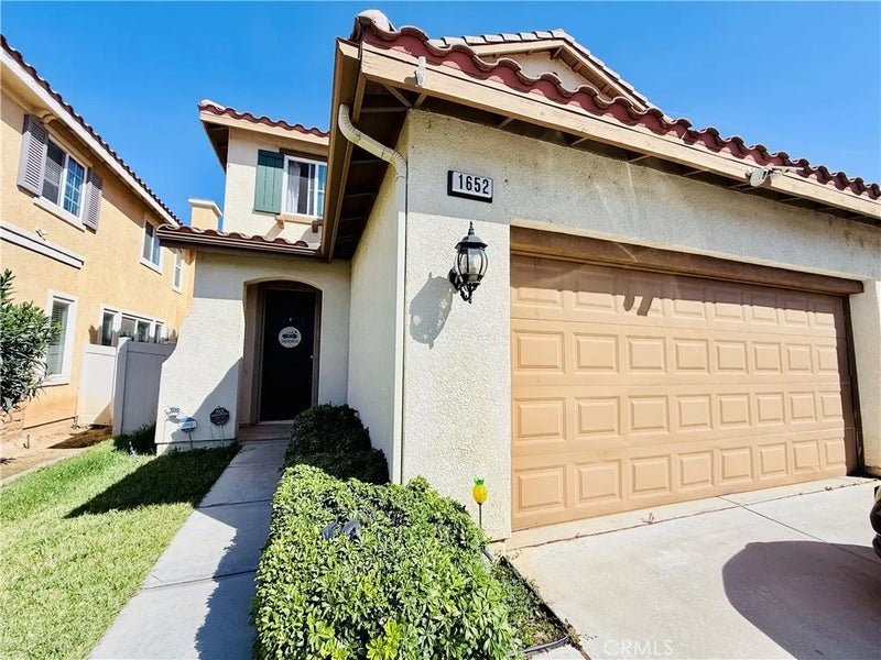 1652 APOLLO Way