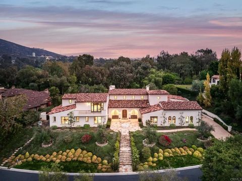 Photo of 18411 Calle La Serra, Rancho Santa Fe, CA 92091 (MLS # NDP2510925)