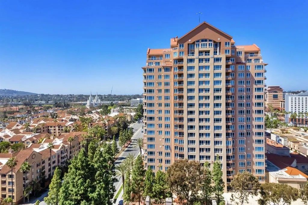 Photo of 3890 Nobel Drive #2102, San Diego, CA 92122 (MLS # NDP2601363)