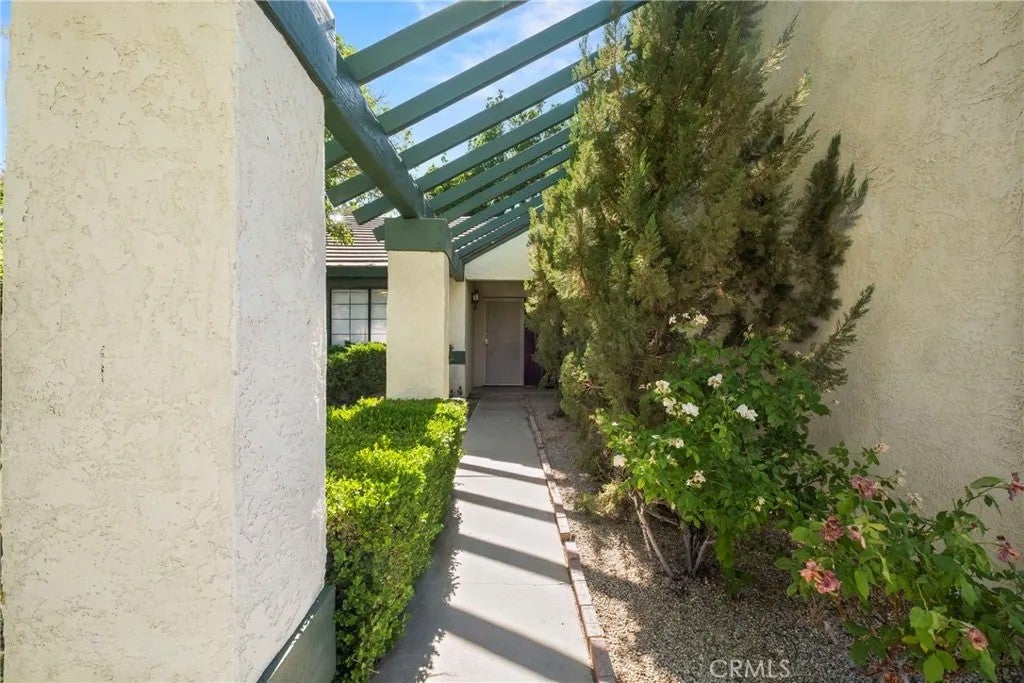 Photo of 44317 Sedona Way, Lancaster, CA 93536 (MLS # SR26109120)