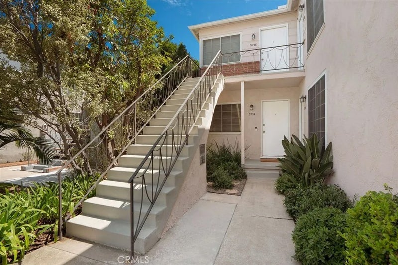 5734 Morley