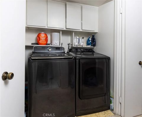 Tiny photo for 9 Flores, Irvine, CA 92612 (MLS # OC25233188)