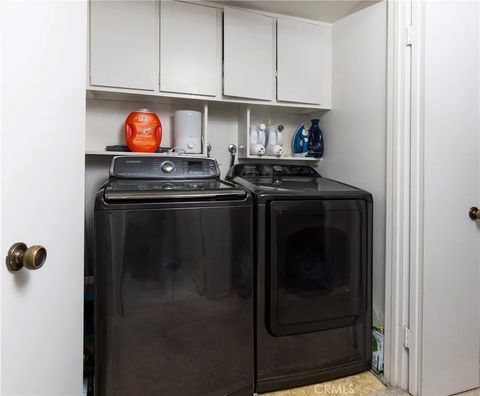 Tiny photo for 9 Flores, Irvine, CA 92612 (MLS # OC25233188)