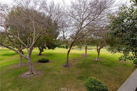 Tiny photo for 9 Flores, Irvine, CA 92612 (MLS # OC25233188)