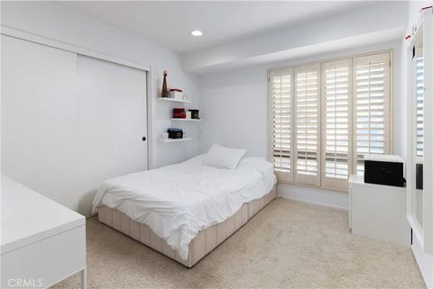 Tiny photo for 9 Flores, Irvine, CA 92612 (MLS # OC25233188)