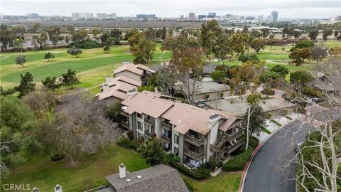 Tiny photo for 9 Flores, Irvine, CA 92612 (MLS # OC25233188)